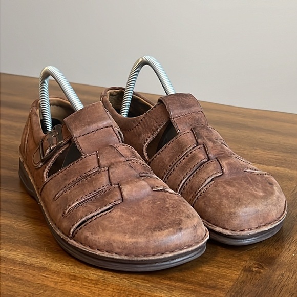 Birkenstock Women’s Brown Leather Madeira Fisherman Closed Toe Sandals Size 8 - Picture 2 of 14